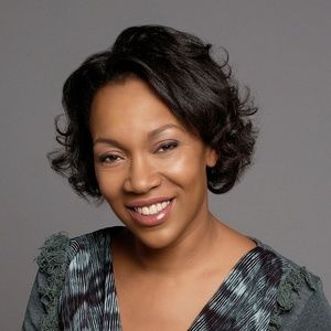 Meet your Posher, Safiya